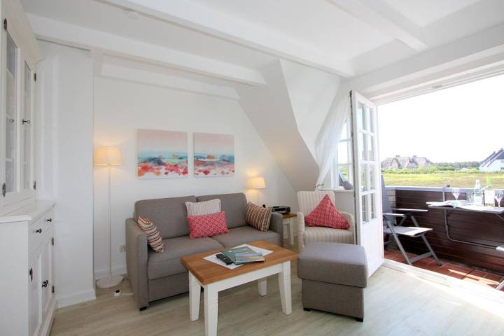 Ganze Wohnung, Freundlich gestaltete 2-Zimmer-Wohnung auf ca. 50 m² für bis zu 2 Personen in Nordfriesische Inseln (Schleswig-Holstein) (Schleswig-Holstein), Wenningstedt