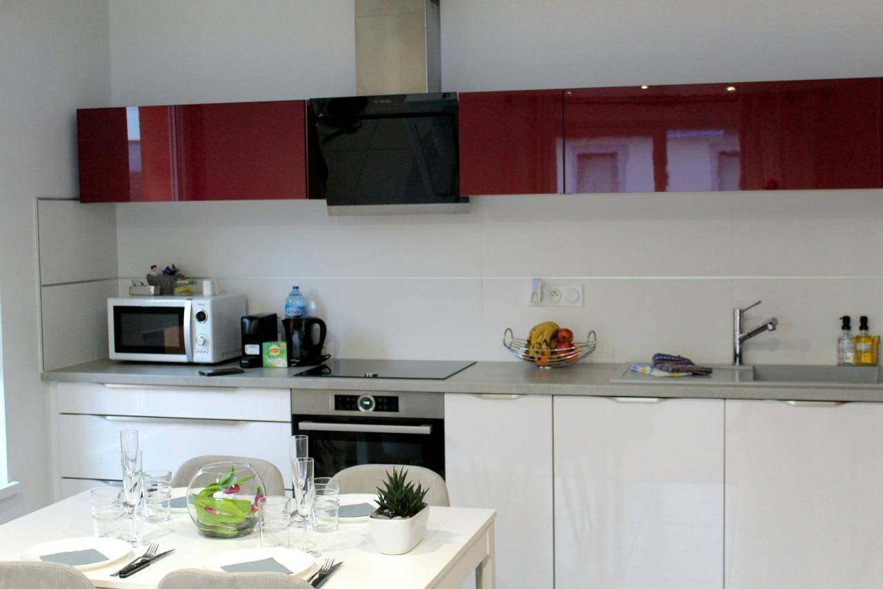 Appartement entier, A few steps from Basel with Balcony and free private Parking in Saint-Louis, Région de Mulhouse