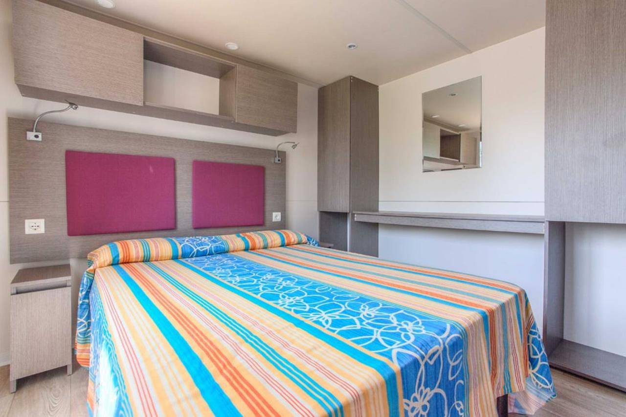 Maison de vacances pour 4 personnes avec piscine in Rosolina Mare, Polesine