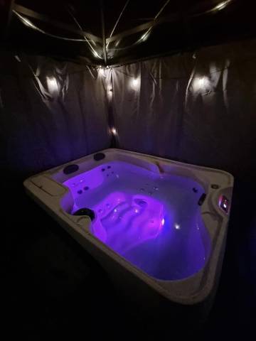 Gîte pour 4 personnes, avec jacuzzi ainsi que terrasse et jardin à Mulsanne