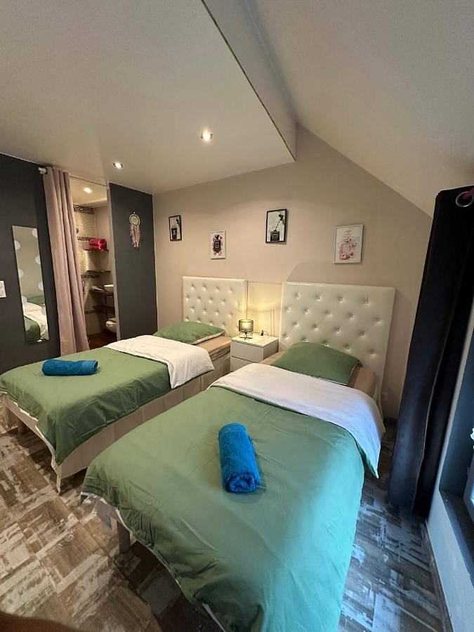 Gîte pour 2 personnes, avec Terrasse à Beaumont-sur-Oise