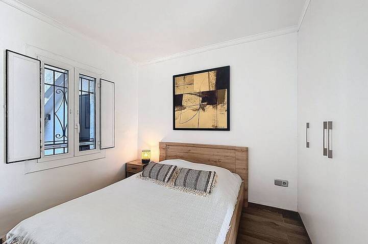 Chalet pour 6 personnes, avec Balcon ainsi que Jardin et Piscine à Roses - 2