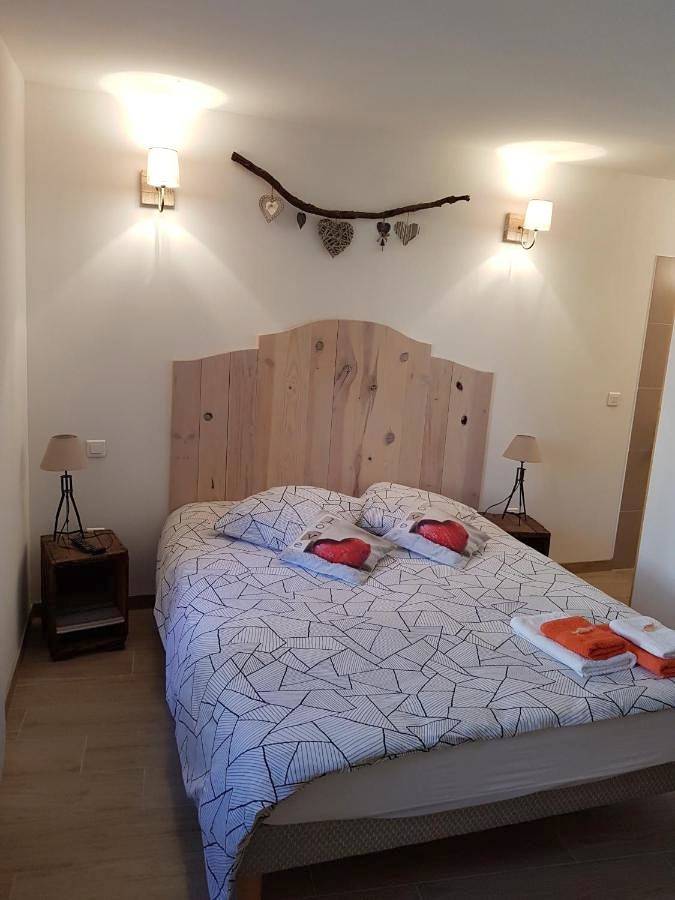 Location de vacances pour 3 personnes, avec jardin à Estoublon - 3