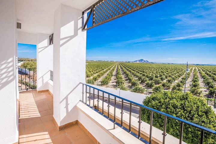 Apartamento vacacional entero, Apartamento de vacaciones para 4 personas con piscina in Torre-Pacheco, Costa Cálida