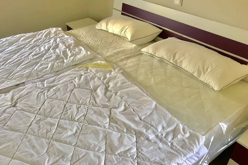 Ganze Wohnung, Luxus-Ferienwohnung im Herzen von Mecklenburg in Güstrow! in Güstrow, Mecklenburgische Seenplatte