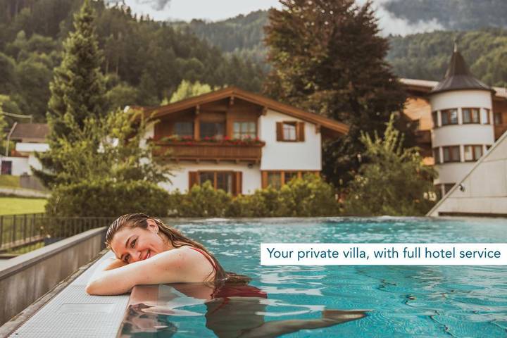 Villa für 6 Personen, mit Balkon und Whirlpool sowie Terrasse und Garten in Stans