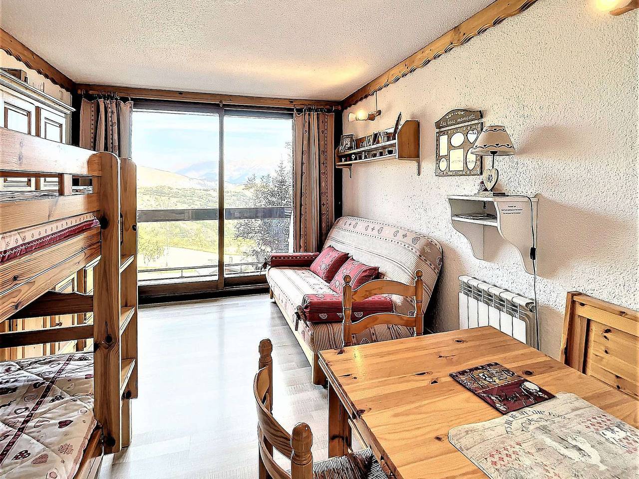 Chalet pour 4 Personnes dans Le Corbier, Villarembert