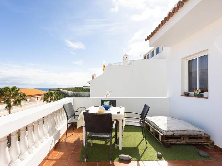 Ferienwohnung für 4 Personen, mit Balkon in La Caleta de Interián