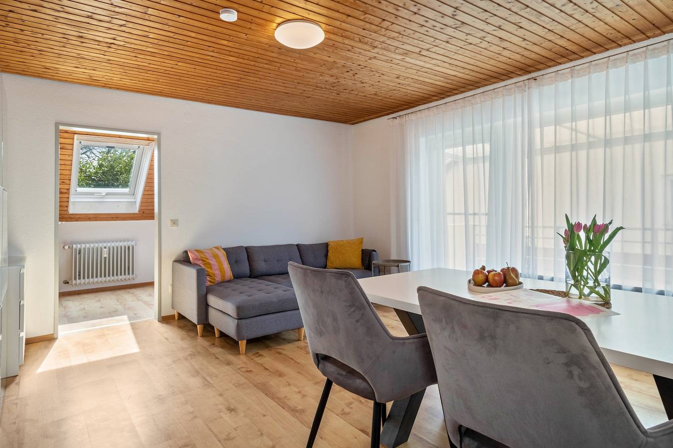 Ganze Wohnung, Ferienwohnung 'Bacchus' mit Balkon und Wi-Fi in Hagnau am Bodensee, Region Bodensee-Oberschwaben
