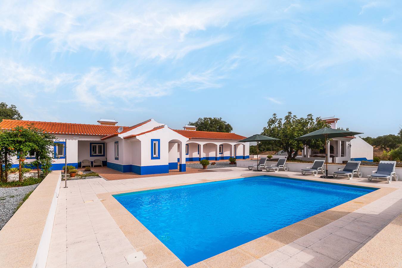 Monte Cores Do Vale - Villa con piscina privada in Foros de Vale de Figueira, Distrito de Évora