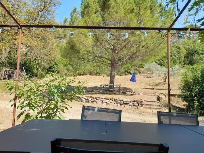 Location de vacances pour 15 personnes, avec piscine ainsi que jardin et vue à Bédarieux - 2