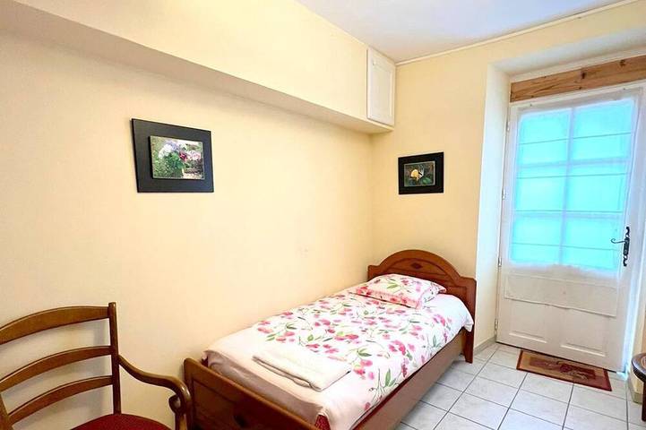 Gîte pour 3 personnes, avec jardin, animaux acceptés à Lacrost - 4