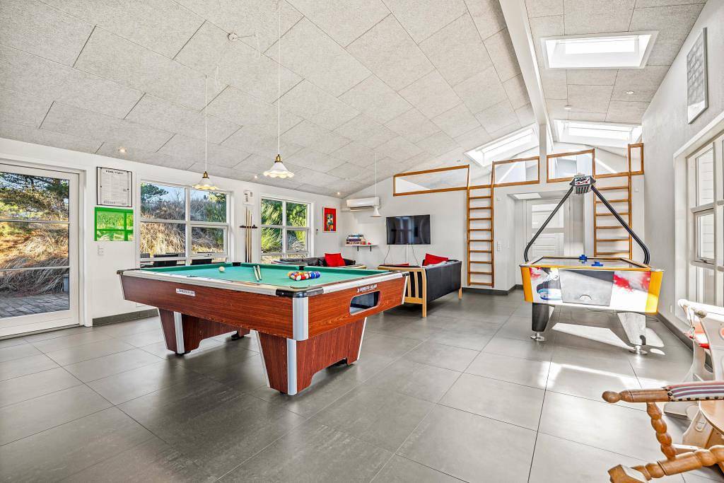 Aktivitätsferienhaus für 14 Personen mit Pool in Henne Strand in Henne, Filsø See