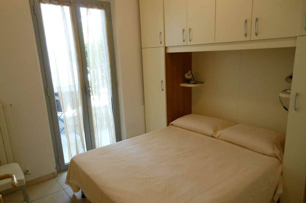 Ganze Wohnung, Praktische und einladende Dreizimmerwohnung 50 m vom Strand entfernt. in Alba Adriatica, Teramo Provinz