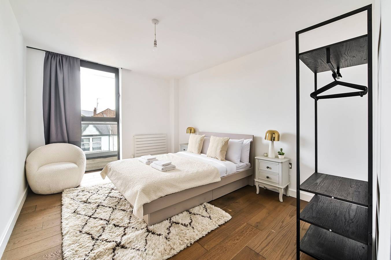 Ganze Wohnung, Ferienwohnung für 4 Personen mit Balkon in Brent, London