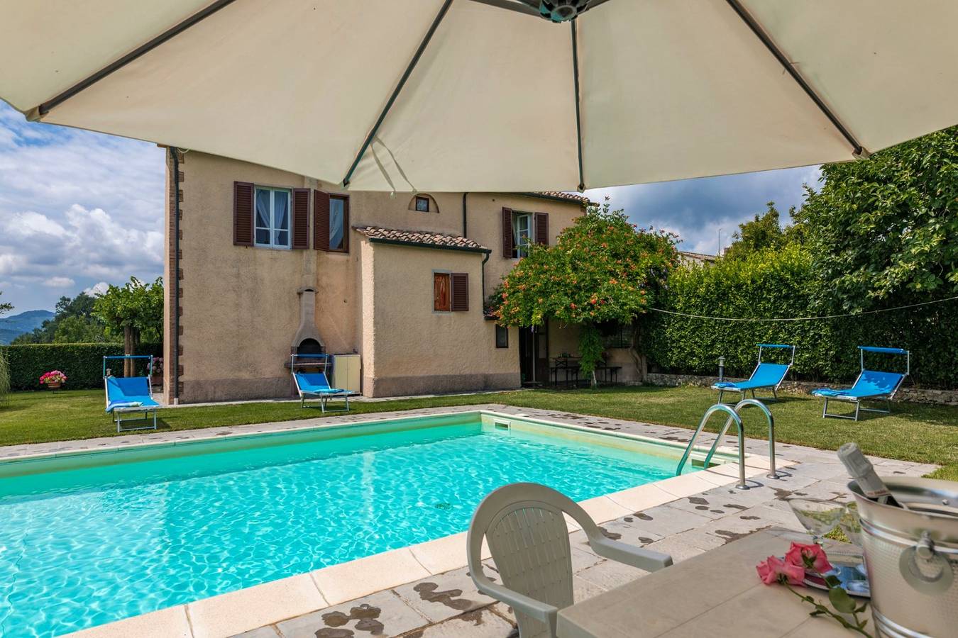 Villa voor 8 personen met zwembad in Monticiano, Provincie Siena