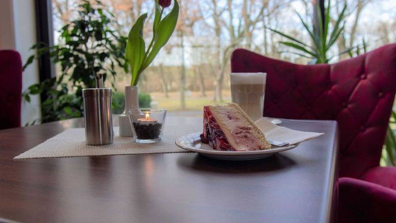 Doppelzimmer für 2 Personen (29 m²) in Bad Windsheim in Bad Windsheim, Steigerwald