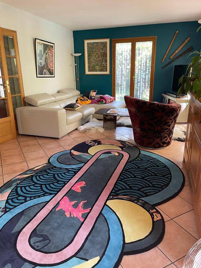 Location de vacances pour 8 personnes, avec Balcon et Terrasse ainsi que Jardin et Piscine à Froges