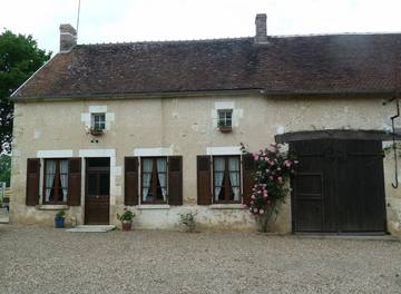 Gîte pour 5 personnes, avec terrasse et jardin à Dampierre-sous-Bouhy