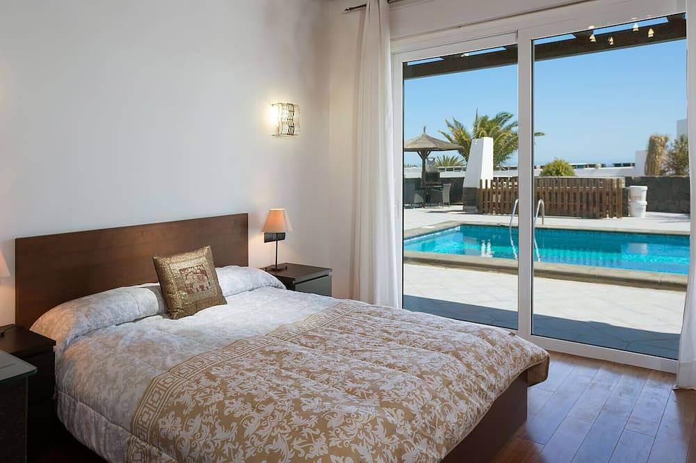 Villa pipa in Puerto Calero, Yaiza