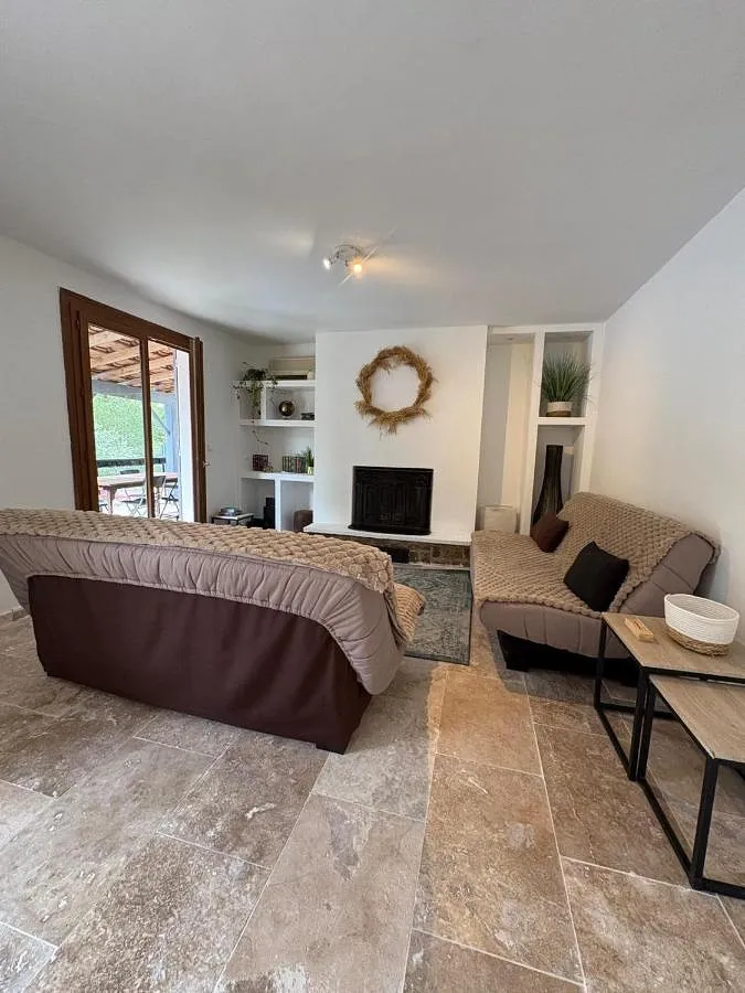 Apartamento de vacaciones para 16 personas, con piscina además de vistas y terraza - 1
