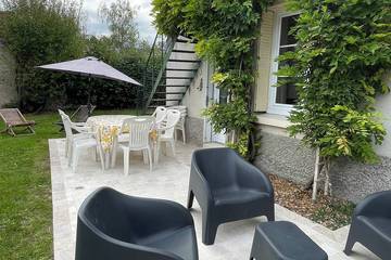 Gîte pour 6 personnes, avec jardin et terrasse à Bracieux