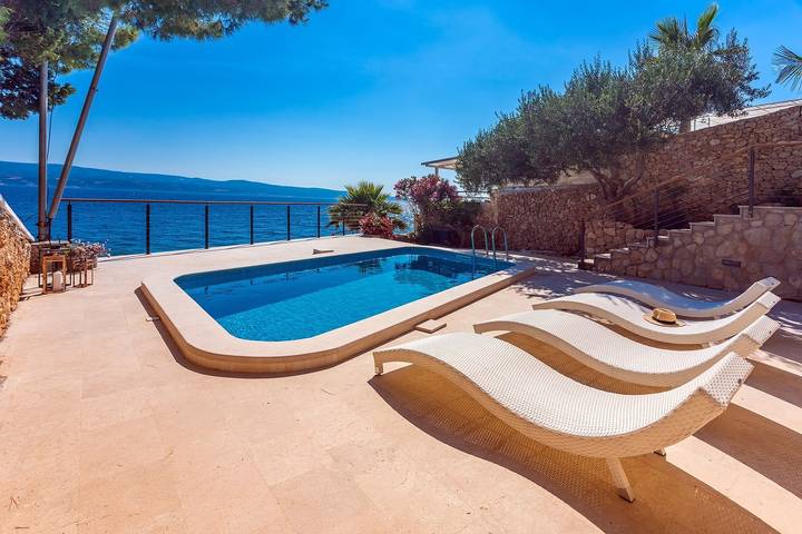 Villa für 4 Personen, mit Pool und Garten in Kroatien - 3