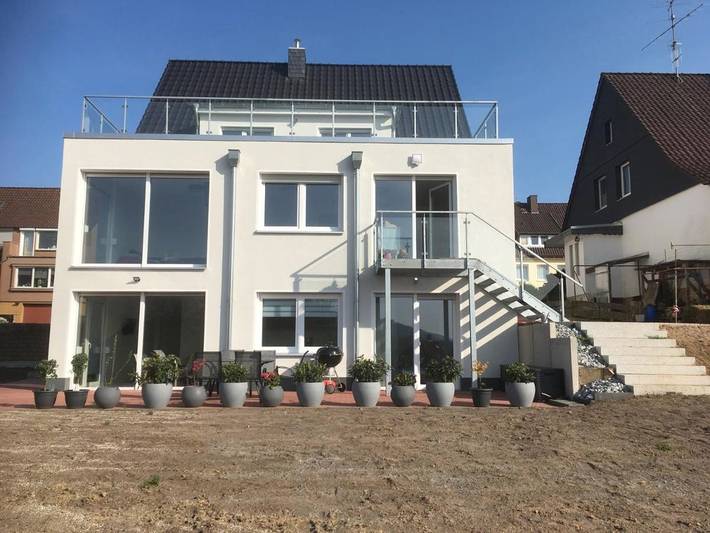 Ferienwohnung für 3 Personen, mit Terrasse und Garten sowie Ausblick in Hessisch Oldendorf - 2