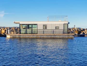 Boot für 5 Personen, mit Ausblick und Terrasse in Laboe