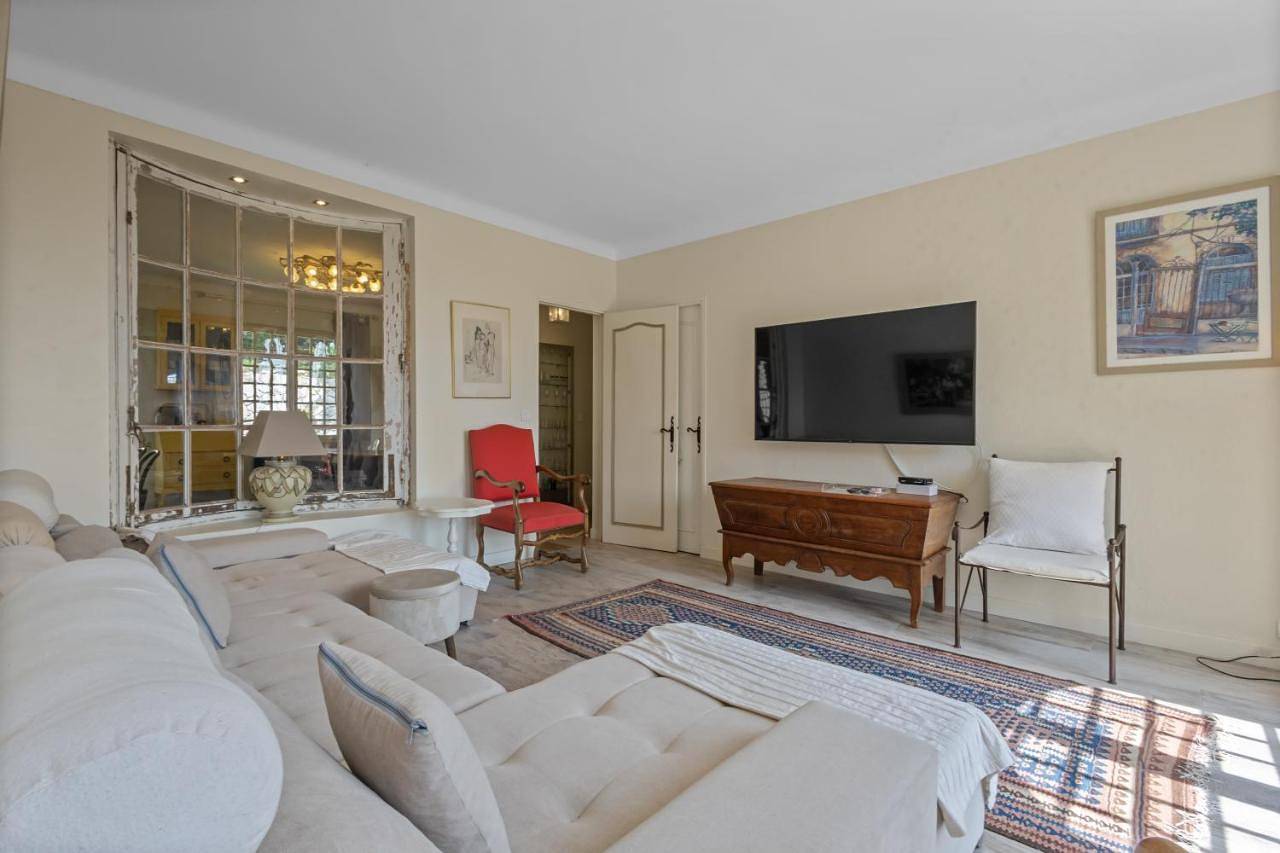 Two-Bedroom Villa in Cabris, Mittelmeerküste (Frankreich)