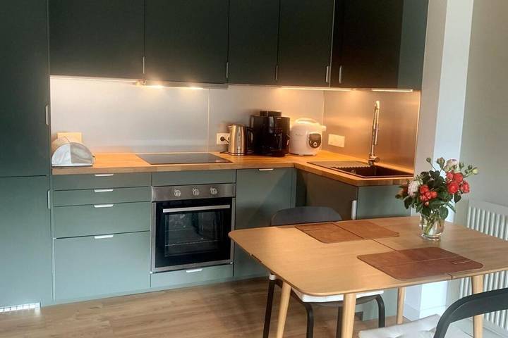 Gîte pour 4 personnes, avec Balcon ainsi que Terrasse et Vue à Viviers-du-Lac - 4