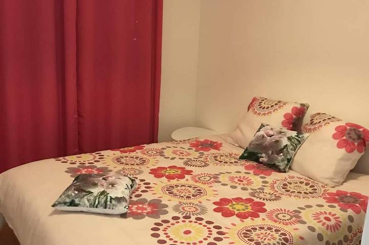 Location de vacances pour 8 personnes, avec balcon et jardin à Ruelle-sur-Touvre - 2