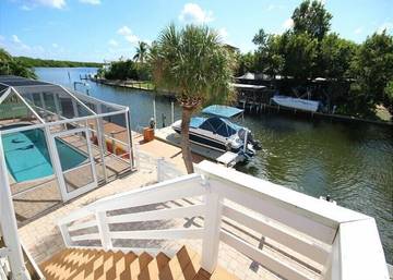 Vacation Home for 8 Guests in Fort Myers Beach, Estero Island, Picture 2
