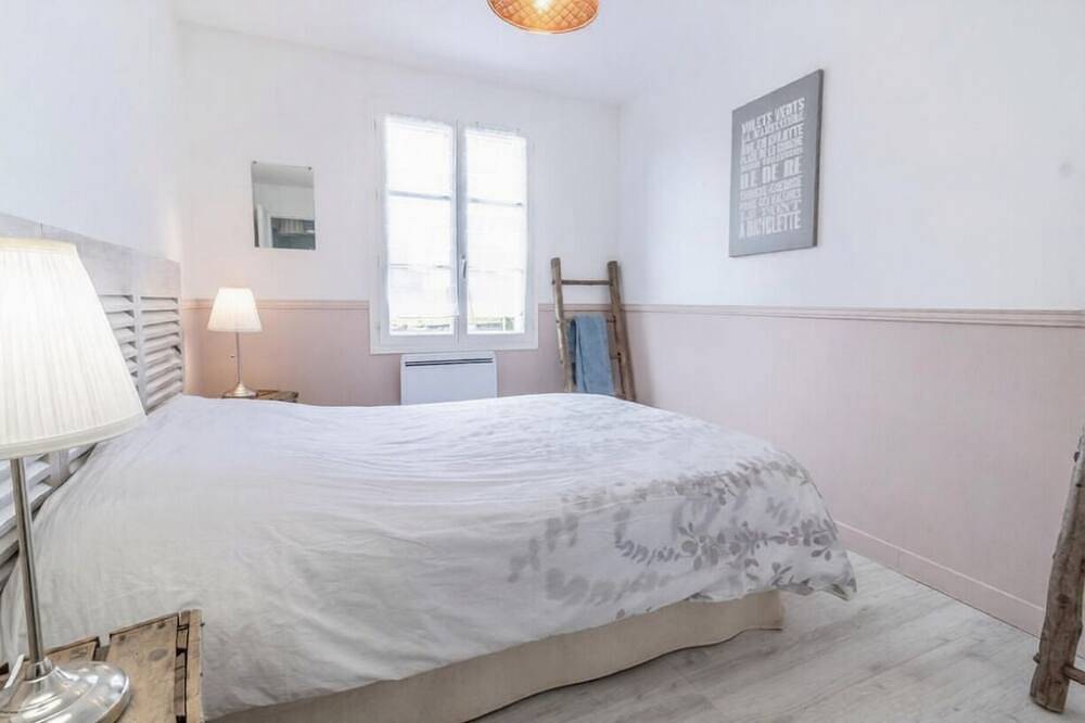 Maison leaureduphare 8 personne sur l'ile de ré à 300m de la plage in Saint-Clément-des-Baleines, Île de Ré