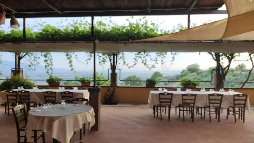 Casa vacanza per 2 persone, con Balcone e Terrazza nonché Giardino e Panorama a Campagna