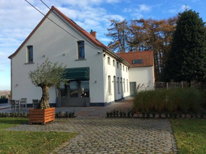 Location de vacances pour 8 personnes, avec jacuzzi et jardin à Frasnes-lez-Anvaing - 3