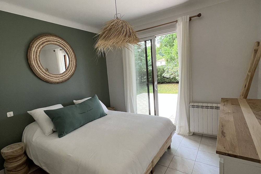 Villa landaise dans grand parc boisé in Tosse, Côte d’Argent