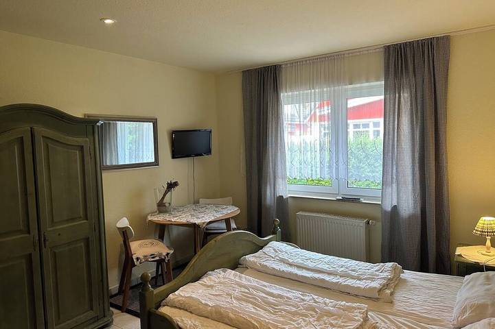 Ferienwohnung für 2 Personen, mit Terrasse und Sauna im Ostseebad Prerow