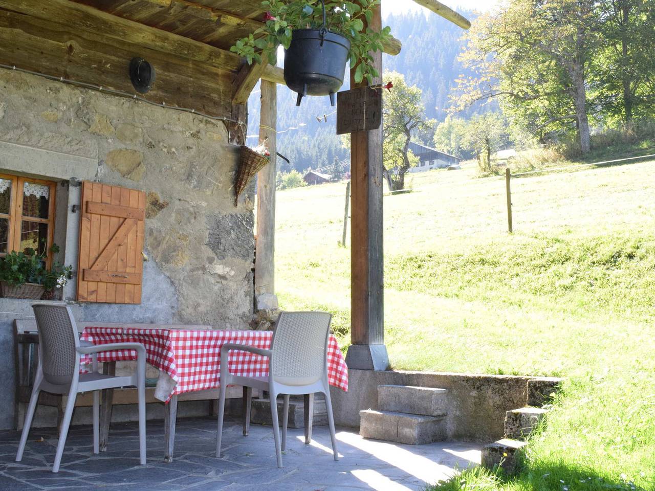 Chalet Savoyard en Bordure des Pistes avec Liaison Facile vers le Centre de Morzine in Morzine, Les Portes du Soleil