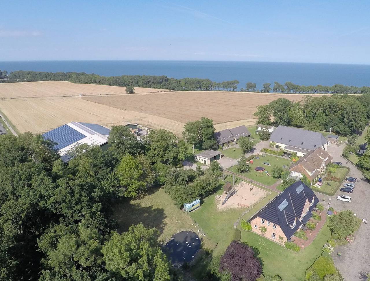 Apartamento entero, Urlaub auf dem Ferienbauerrnhof - direkt an der Küste mit traumhaften Meerblick! in Este de Fehmarn, Isla de Fehmarn
