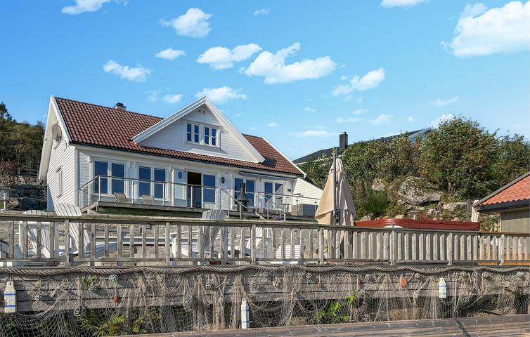 Ferienhaus für 11 Personen, mit Terrasse und Garten sowie Sauna und Ausblick in Farsund