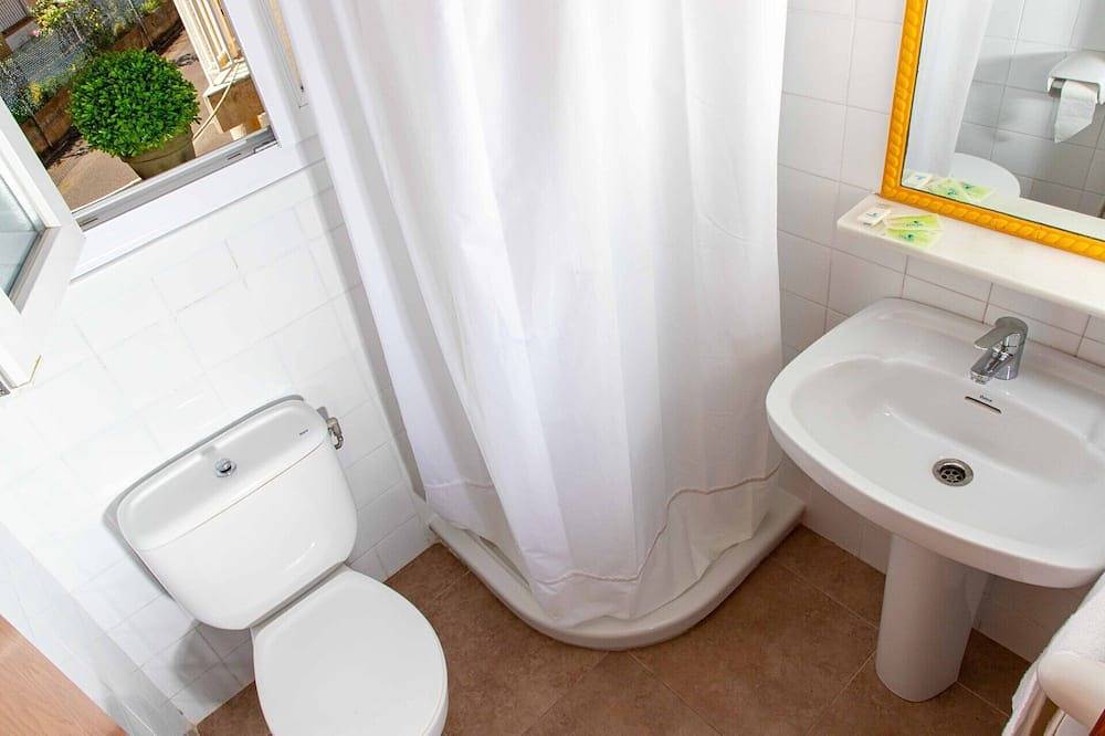 Entire apartment, San Pedro Apartments 2 bedrooms in Llanes, Costa Verde (Spain)