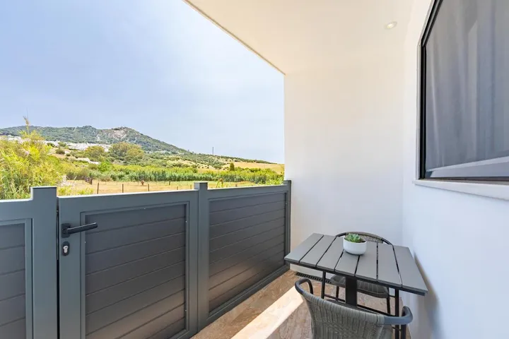Ferienwohnung für 3 Personen, mit Ausblick und Terrasse - 1