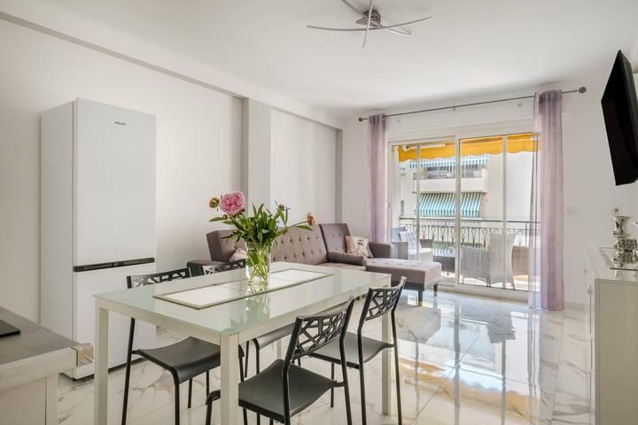 Ferienwohnung für 6 Personen, mit Balkon in Cannes