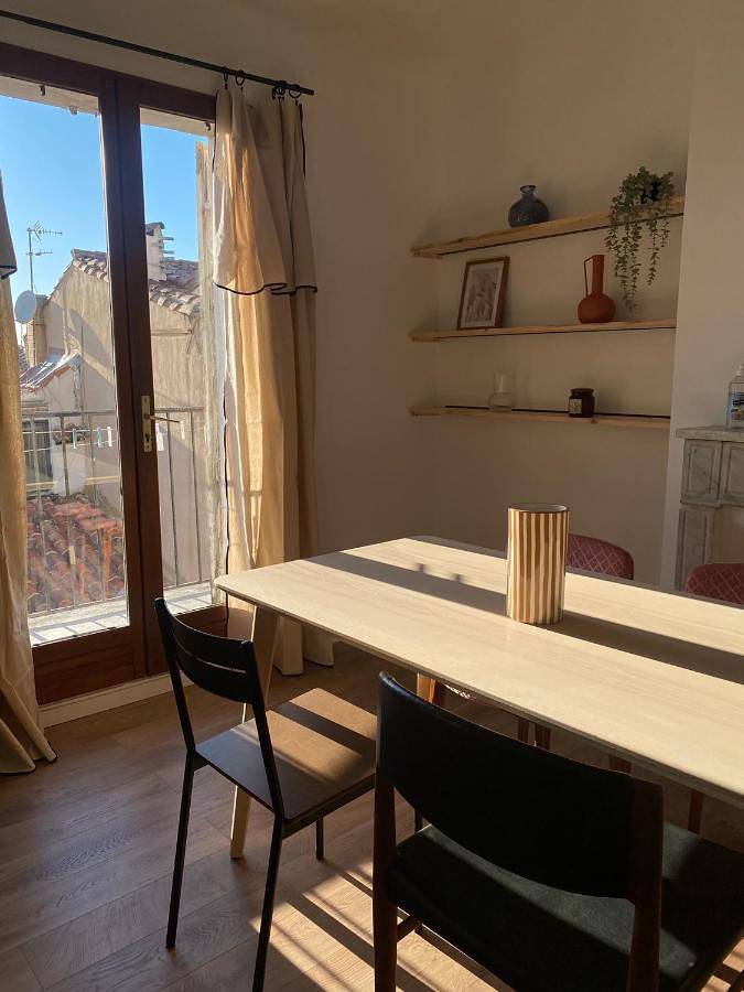 Gîte pour 6 personnes, avec balcon et vue dans Basilique De Sainte Marie Majeure La Major Marseille - 2
