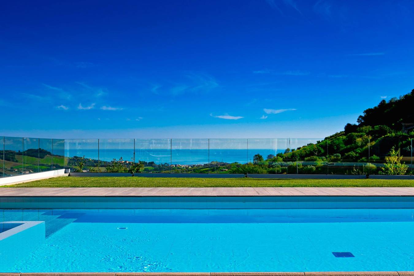 Villa Lerant in Acquaviva Picena, Riviera delle Palme