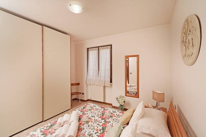 Entire apartment, Bright apartment in a central location - In Centro a Torri del Benaco in Torri del Benaco, Garda Mountains