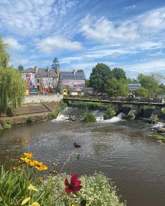 Location de vacances pour 4 personnes, avec vue ainsi que jardin et terrasse à Saint-Congard - 2