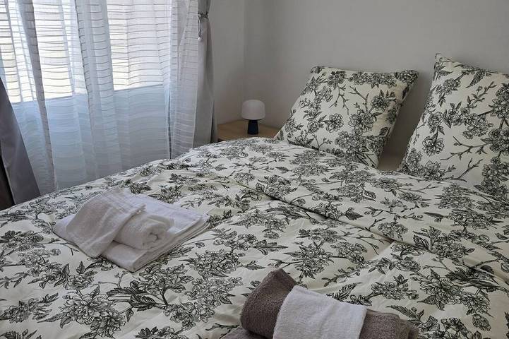 Ganze Wohnung, Sejour eau vive, 3 bedrooms Near metro and créteil village in Créteil, Val-de-Marne