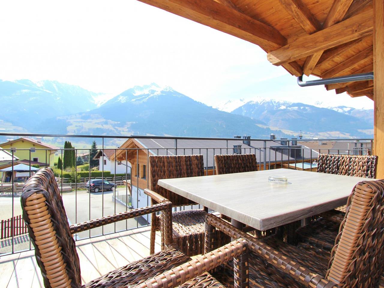 Ganze Wohnung, Penthouse mit Gemeinschaftssauna und Aufzug in Piesendorf, Pinzgau